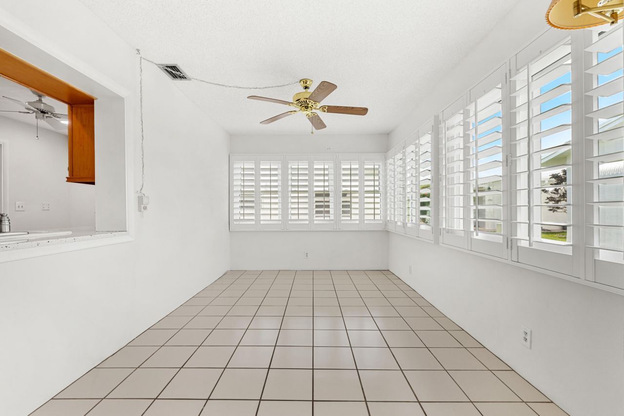 2198 SW 12th Avenue, Boynton Beach, FL 33426 Photo