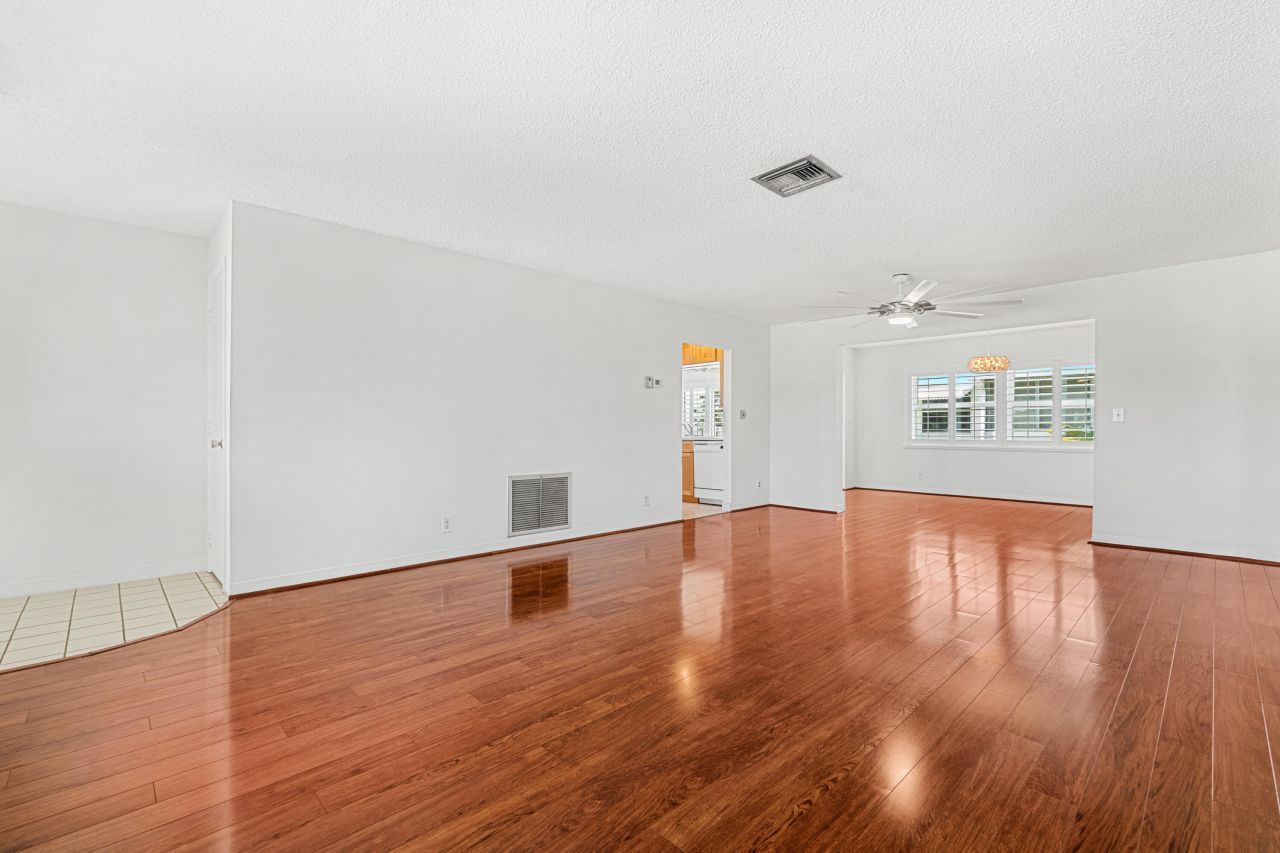 2198 SW 12th Avenue, Boynton Beach, FL 33426 Photo