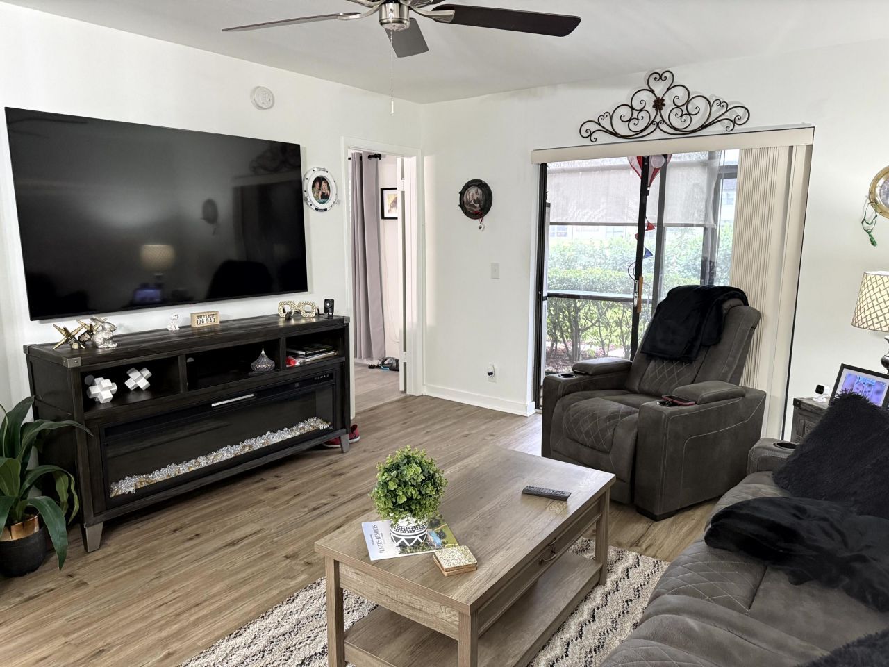 7190 Golf Colony Court, Unit 105, Lake Worth, FL 33467 Photo