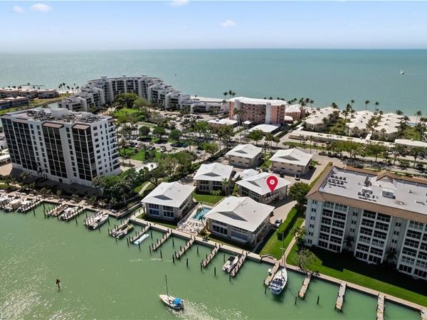 2500 Gulf Shore BLVD N, Unit N7, NAPLES, FL 34103