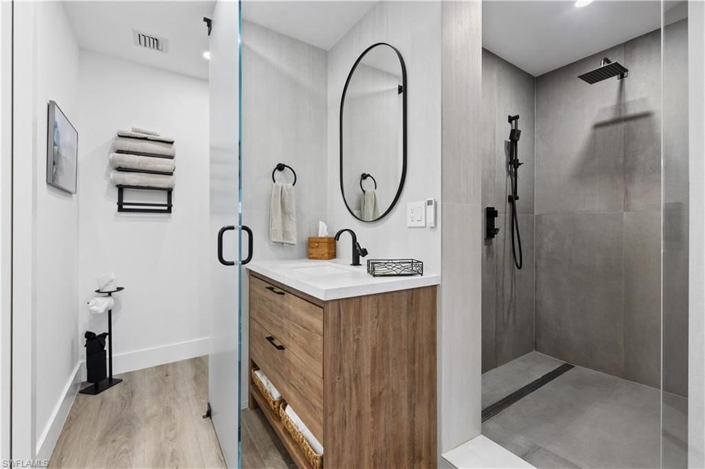 2500 Gulf Shore Blvd N, Unit N7, Naples, FL 34103 Photo