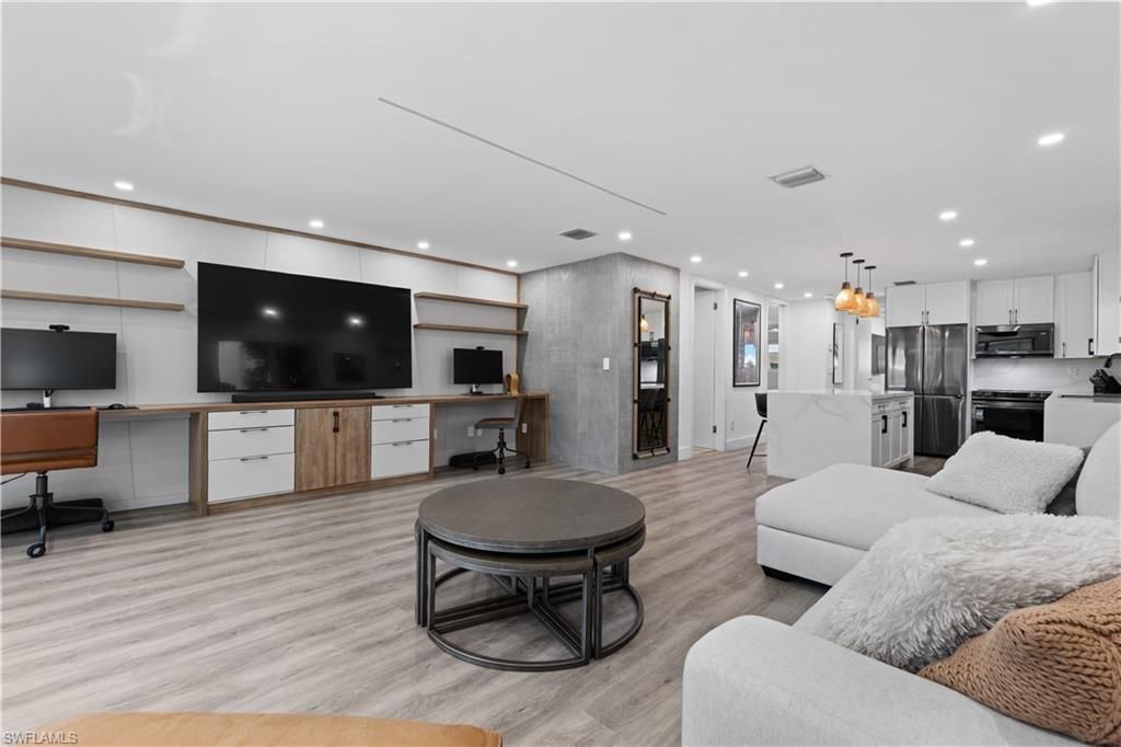 2500 Gulf Shore Blvd N, Unit N7, Naples, FL 34103 Photo