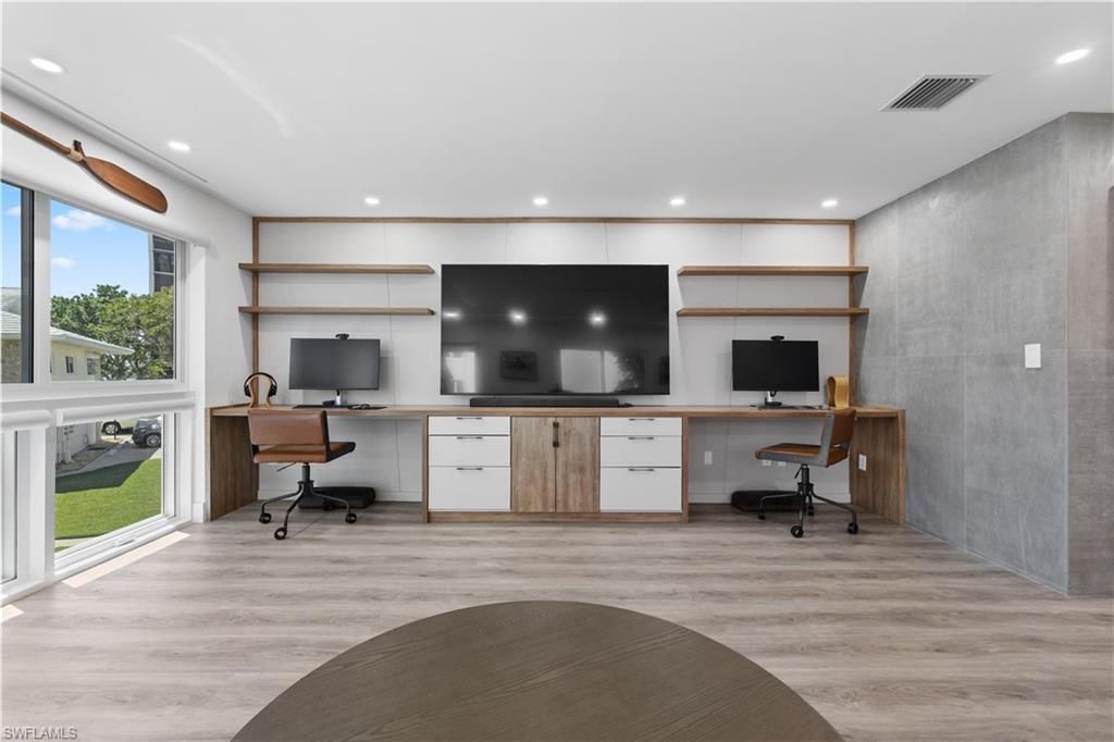 2500 Gulf Shore Blvd N, Unit N7, Naples, FL 34103 Photo