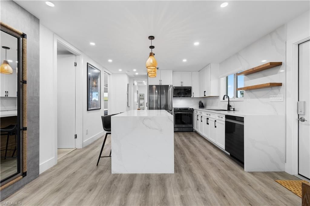 2500 Gulf Shore Blvd N, Unit N7, Naples, FL 34103 Photo