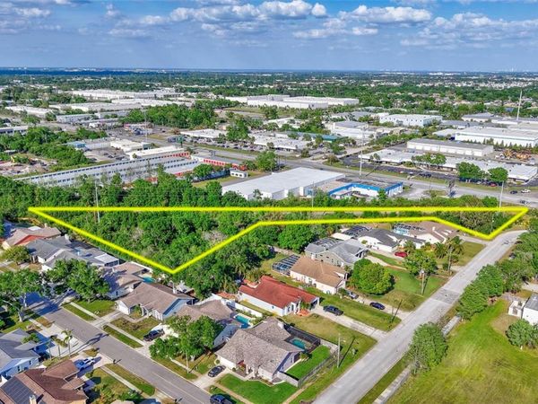 122ND AVENUE, LARGO, FL 33773