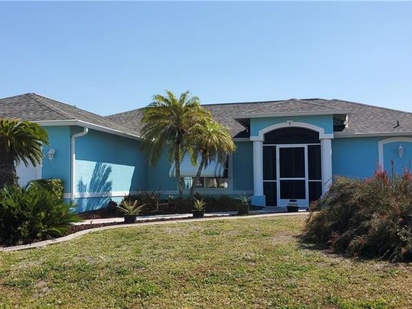 9 SE 15th AVE, CAPE CORAL, FL 33990