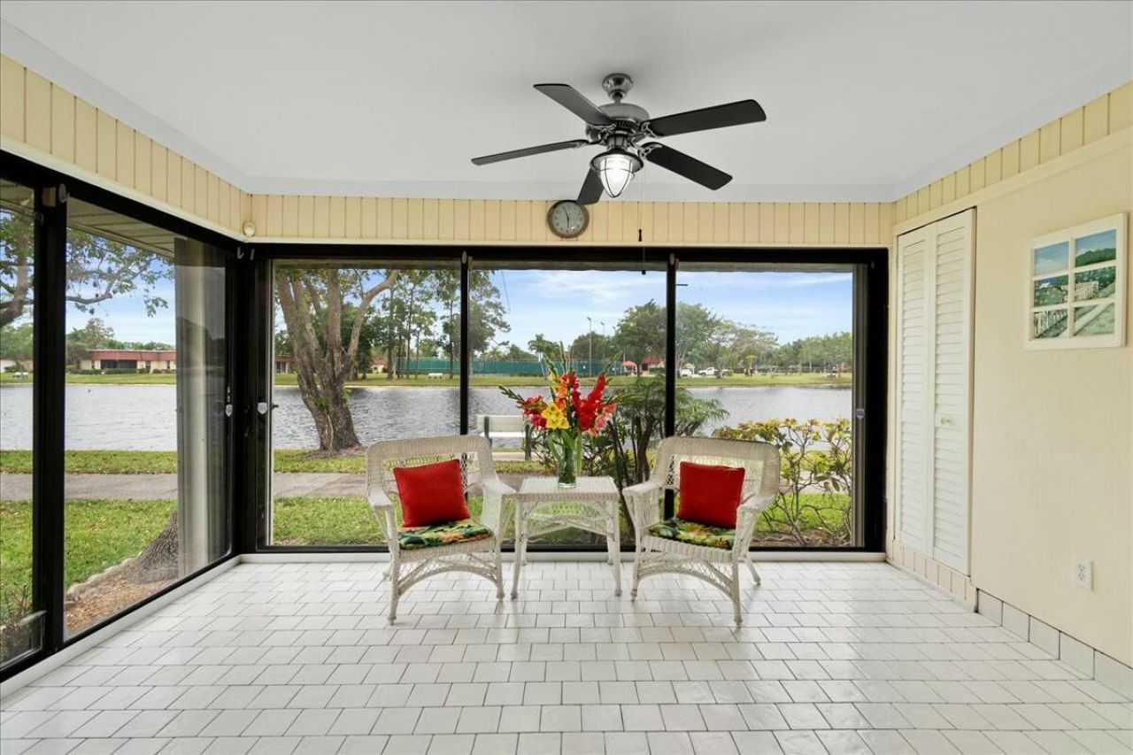 603 Laconia Circle, Lake Worth, FL 33467 Photo