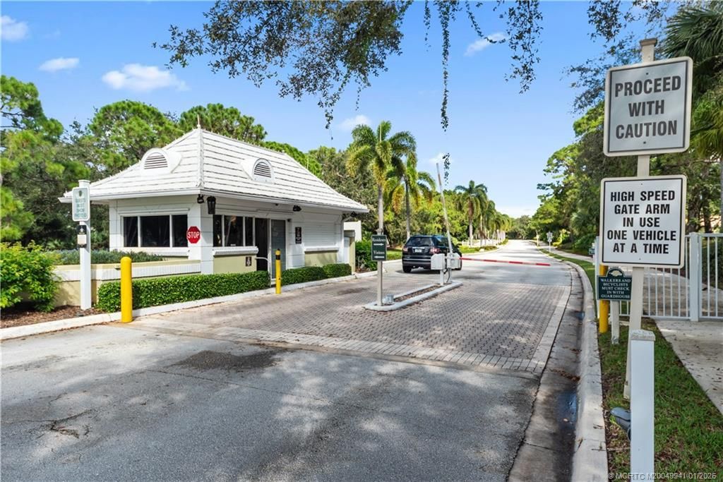 2437 SW Foxpoint Trail, Palm City, FL 34990 Photo