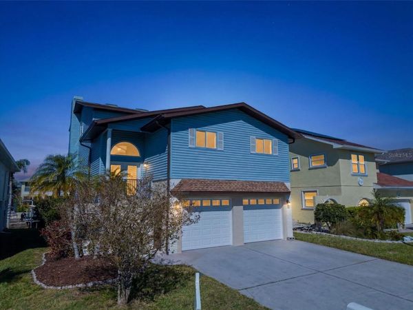 6241 BAYSIDE DRIVE, NEW PORT RICHEY, FL 34652