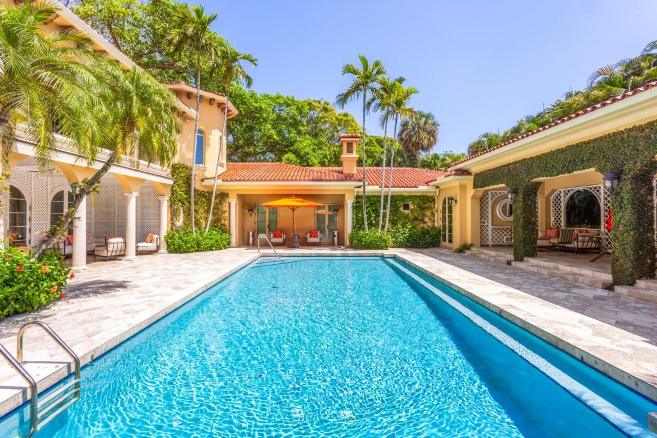 226 Via Las Brisas, Palm Beach, FL 33480 Photo