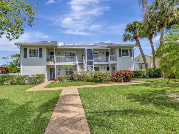 27 Eastgate Drive, Unit C, Boynton Beach, FL 33436