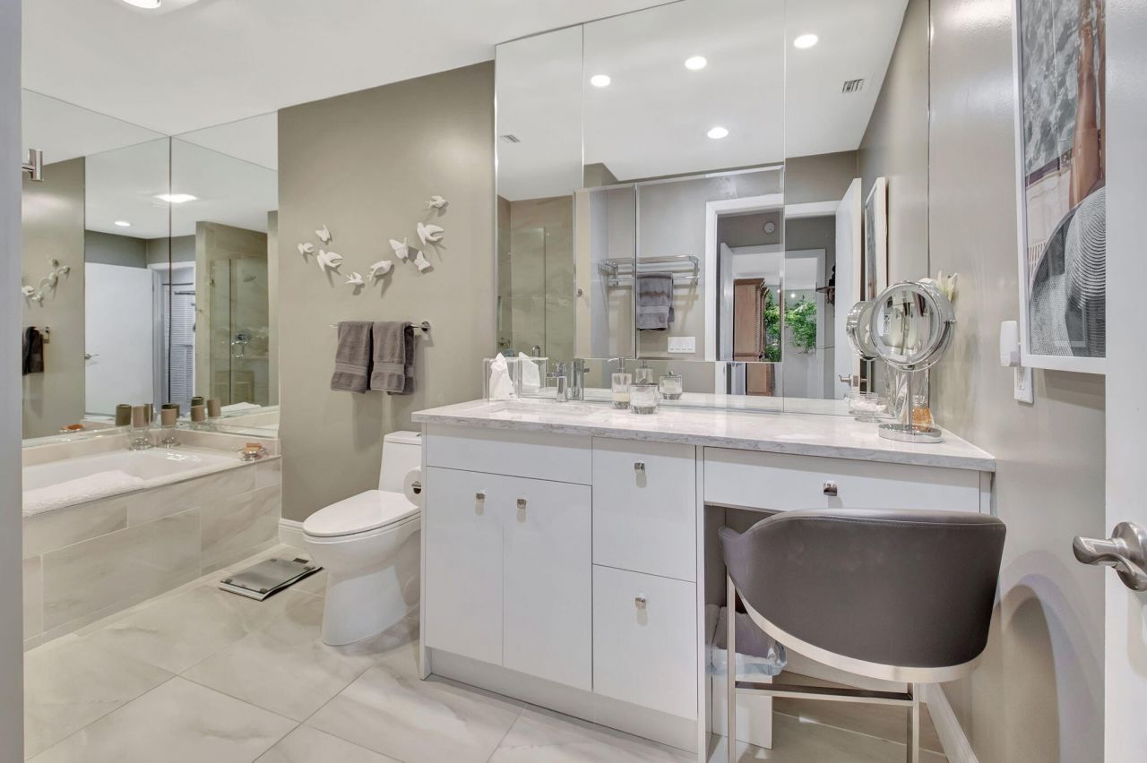 27 Eastgate Drive, Unit C, Boynton Beach, FL 33436 Photo