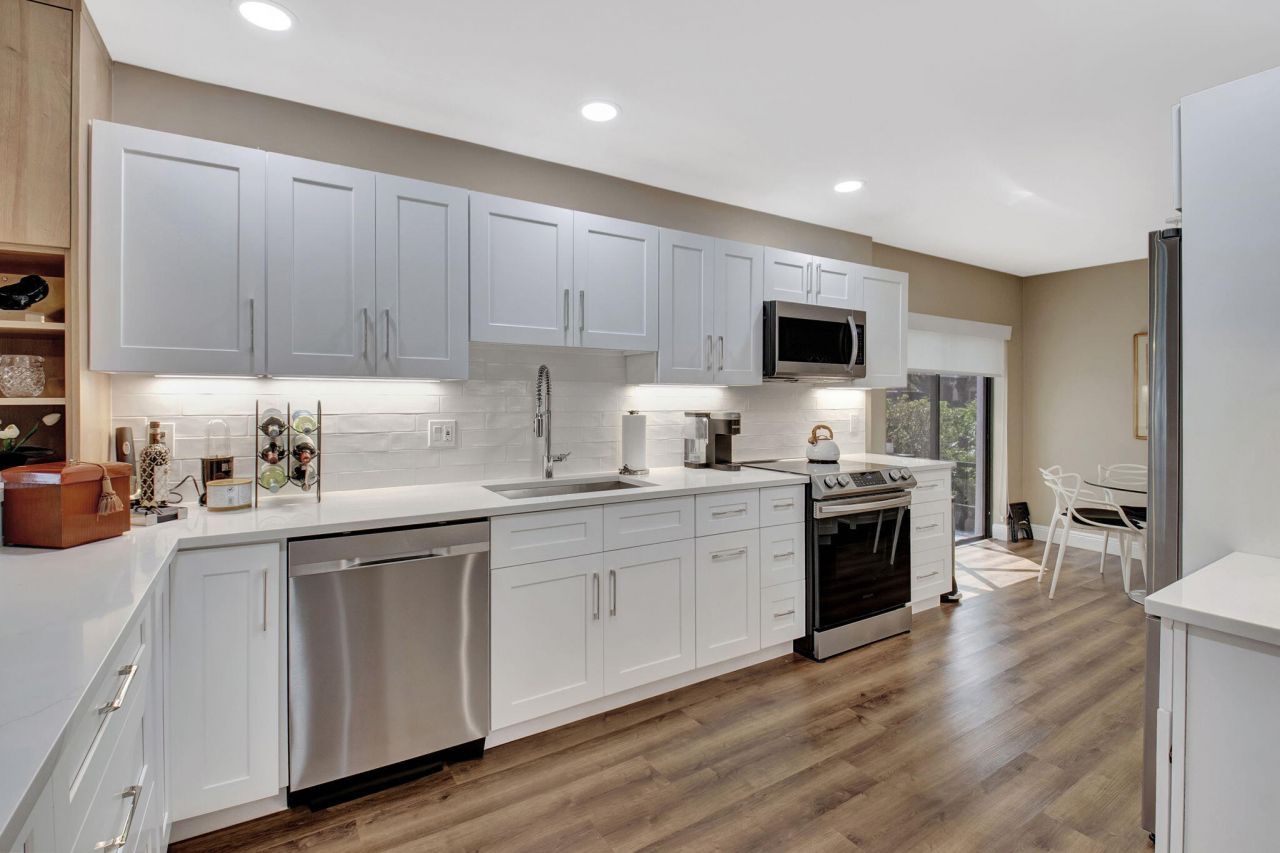 27 Eastgate Drive, Unit C, Boynton Beach, FL 33436 Photo