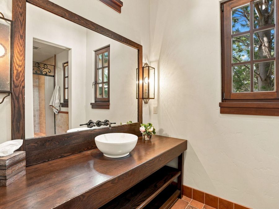 Property Image 80