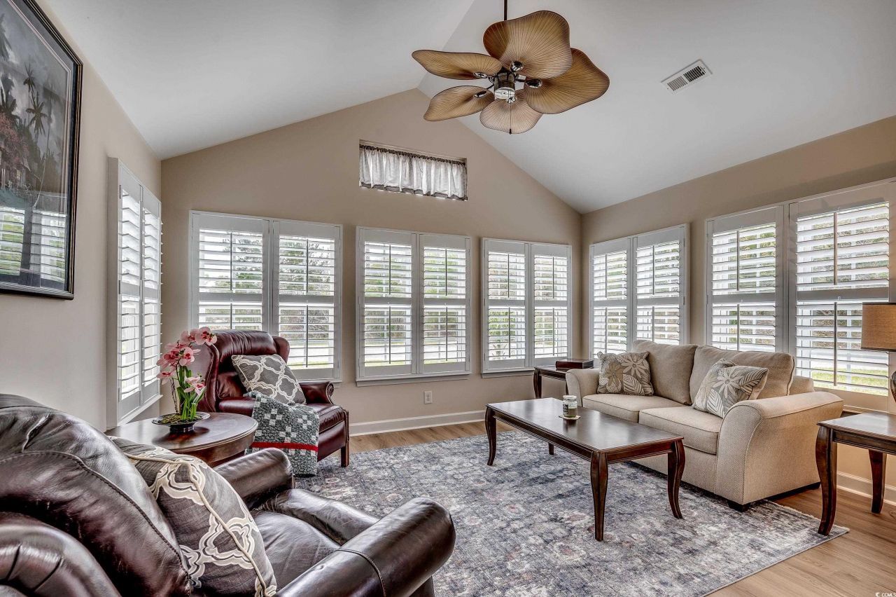 215 Stonewall Circle Photo 10