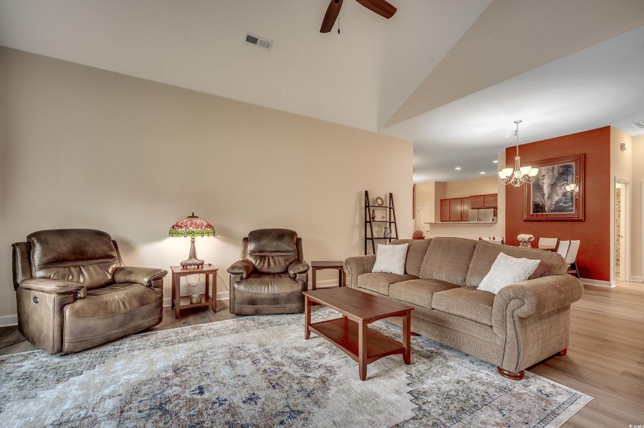 215 Stonewall Circle Photo 7