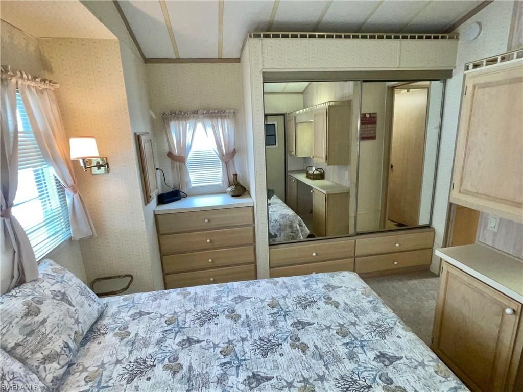 182 Caravan Cir, North Fort Myers, FL 33903 Photo