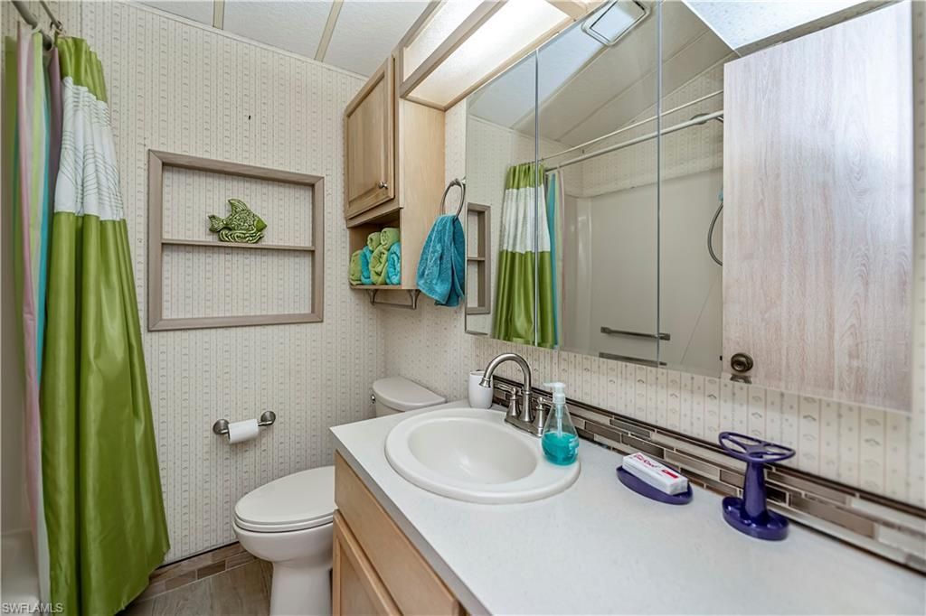 182 Caravan Cir, North Fort Myers, FL 33903 Photo