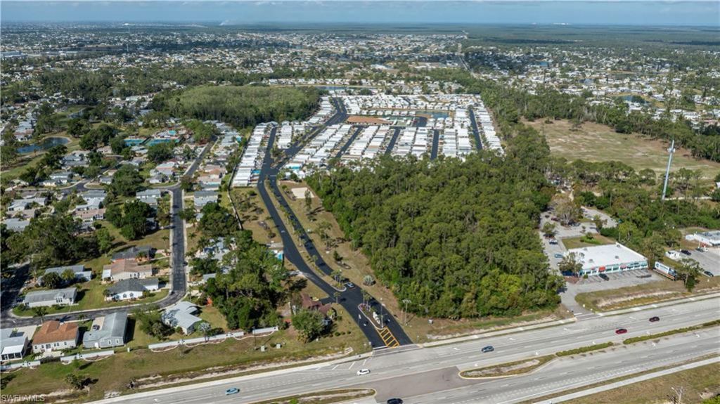182 Caravan Cir, North Fort Myers, FL 33903 Photo