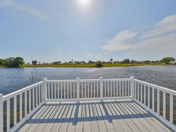 1806 WOLF LAUREL DRIVE, SUN CITY CENTER, FL 33573