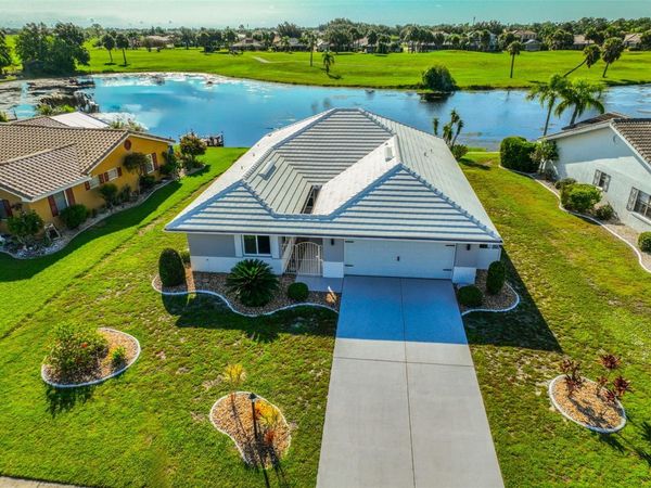 1806 WOLF LAUREL DRIVE, SUN CITY CENTER, FL 33573