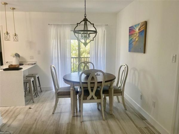 788 Park Shore DR, Unit H36, NAPLES, FL 34103