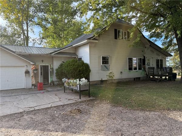 1600 E Main Street, Gilman, WI 54433