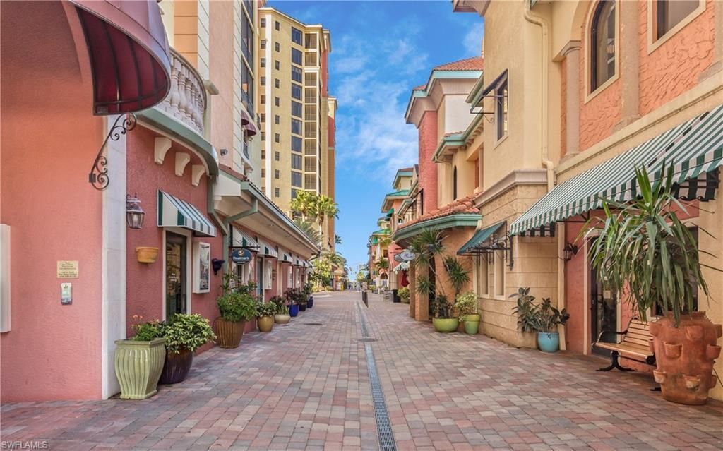 5602 Cape Harbour Dr, Unit 102, Cape Coral, FL 33914 Photo