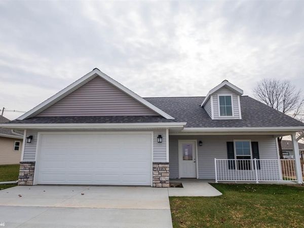 1103 E Southridge Road, Marshalltown, IA 50158