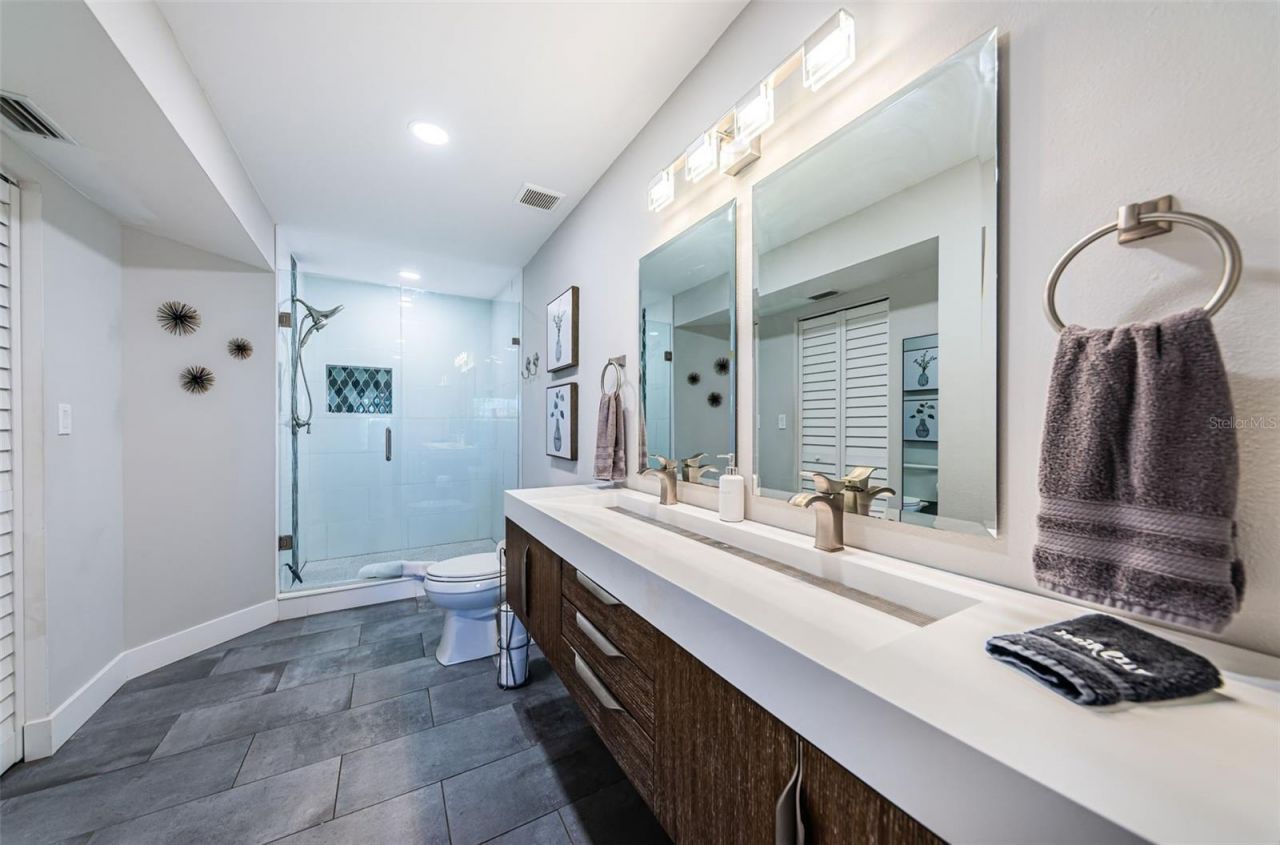 6141 Bahia Del Mar Boulevard, Unit 129, Saint Petersburg, FL 33715 Photo