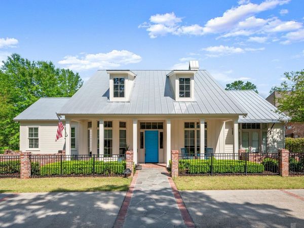 907 Carter Ave, Baton Rouge, LA 70806