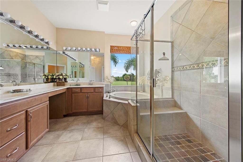 28661 San Lucas Ln, Unit 201, Bonita Springs, FL 34135 Photo