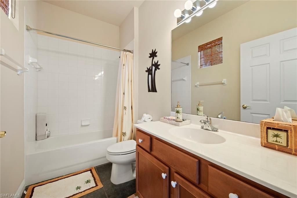 28661 San Lucas Ln, Unit 201, Bonita Springs, FL 34135 Photo