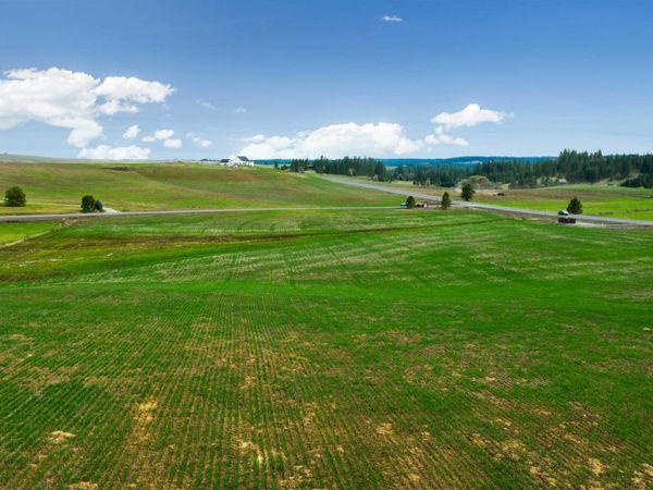 NKA E HOFFMAN Ln, Spokane, WA 99223