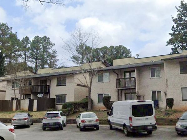 3834 Kensingwood Trace, Decatur, GA 30032
