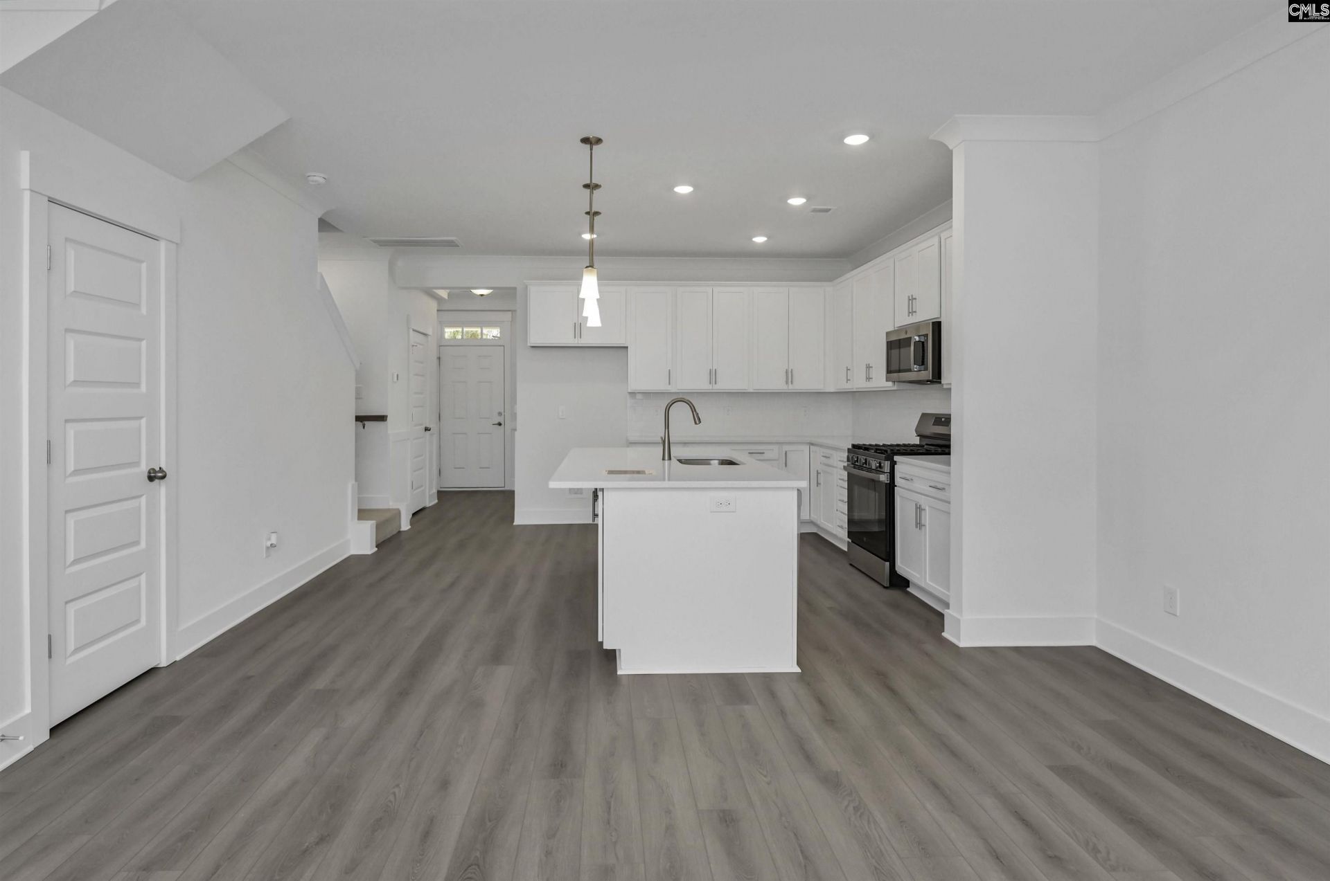 509 Adelaide Court Photo 24