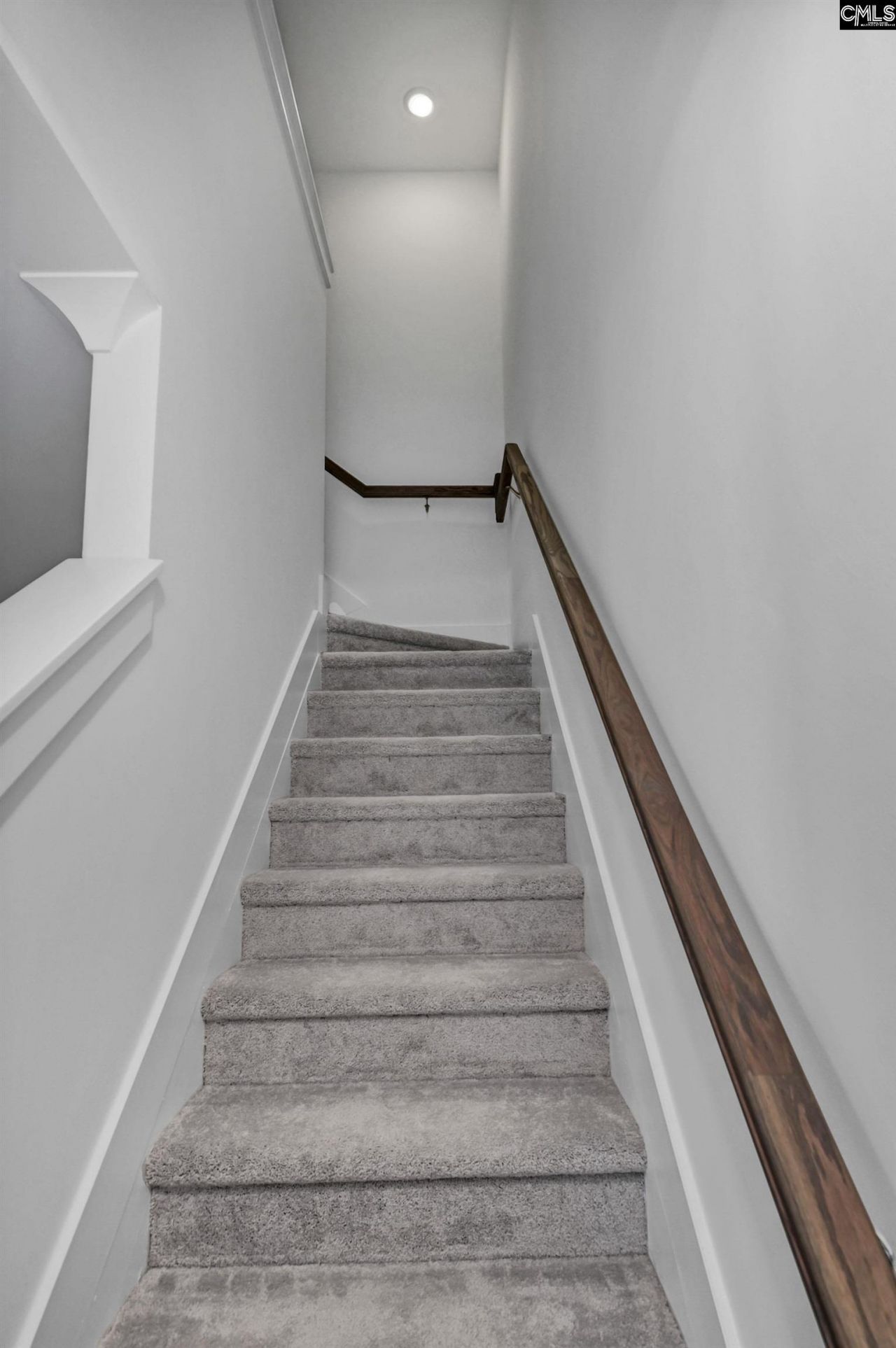 509 Adelaide Court Photo 25