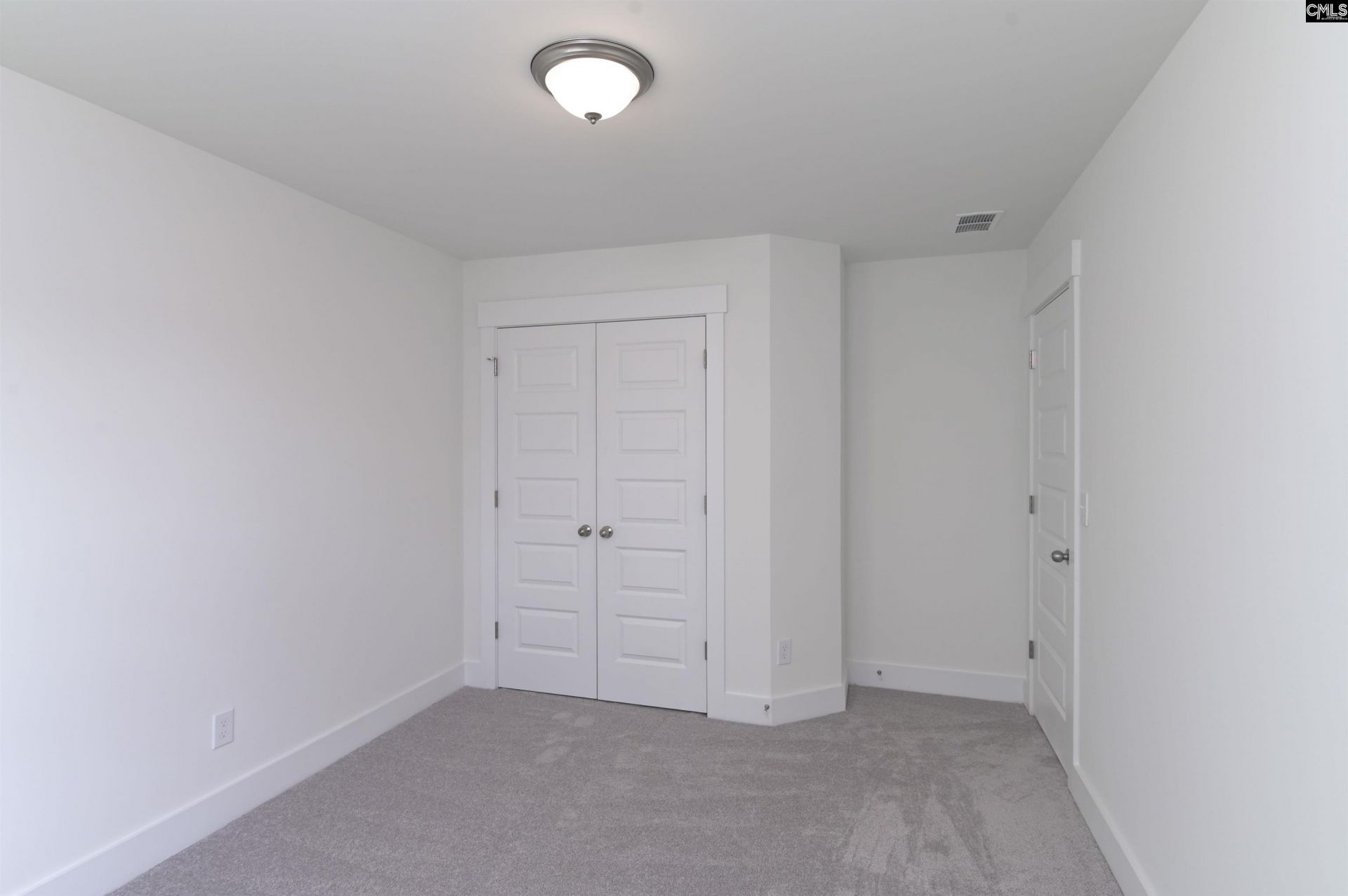 509 Adelaide Court Photo 35