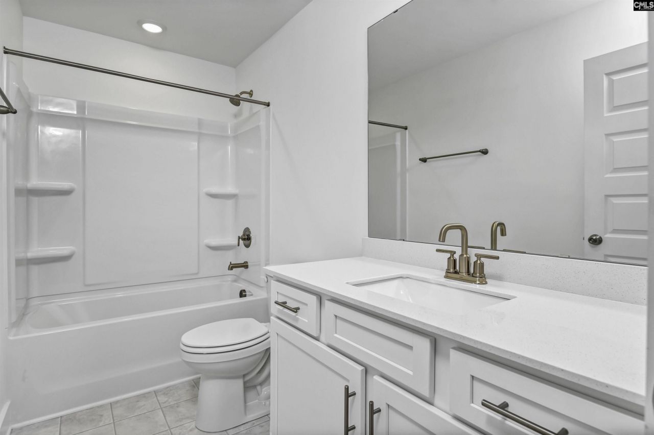 509 Adelaide Court Photo 37