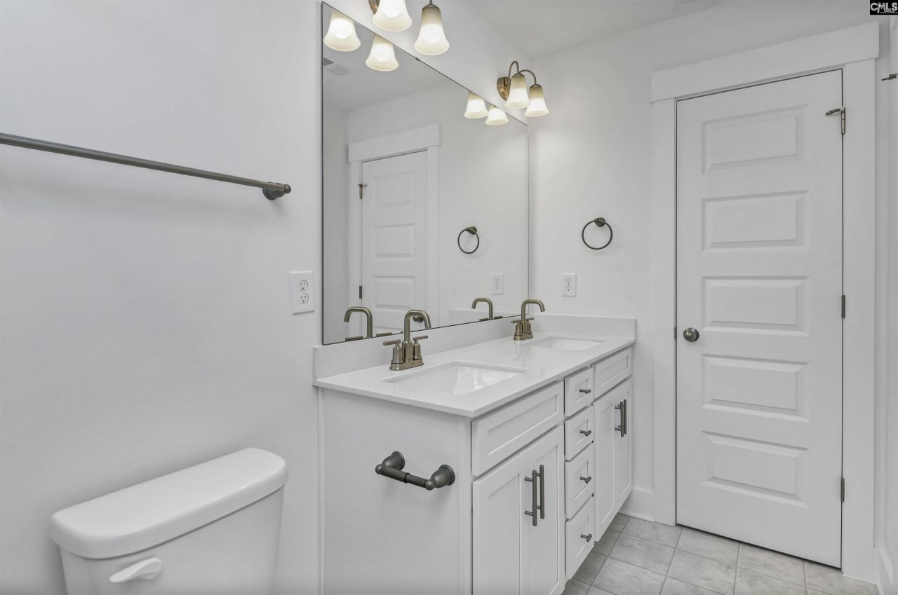 509 Adelaide Court Photo 38