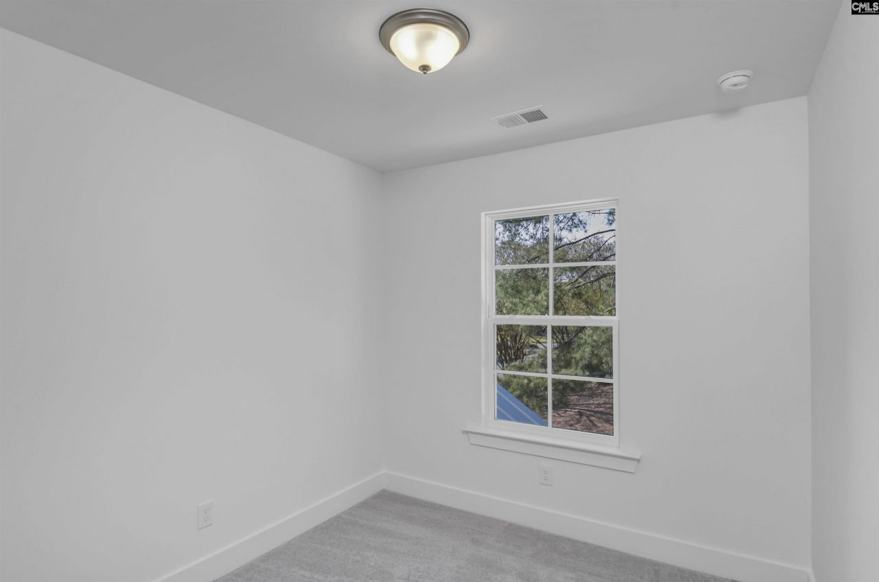 509 Adelaide Court Photo 39