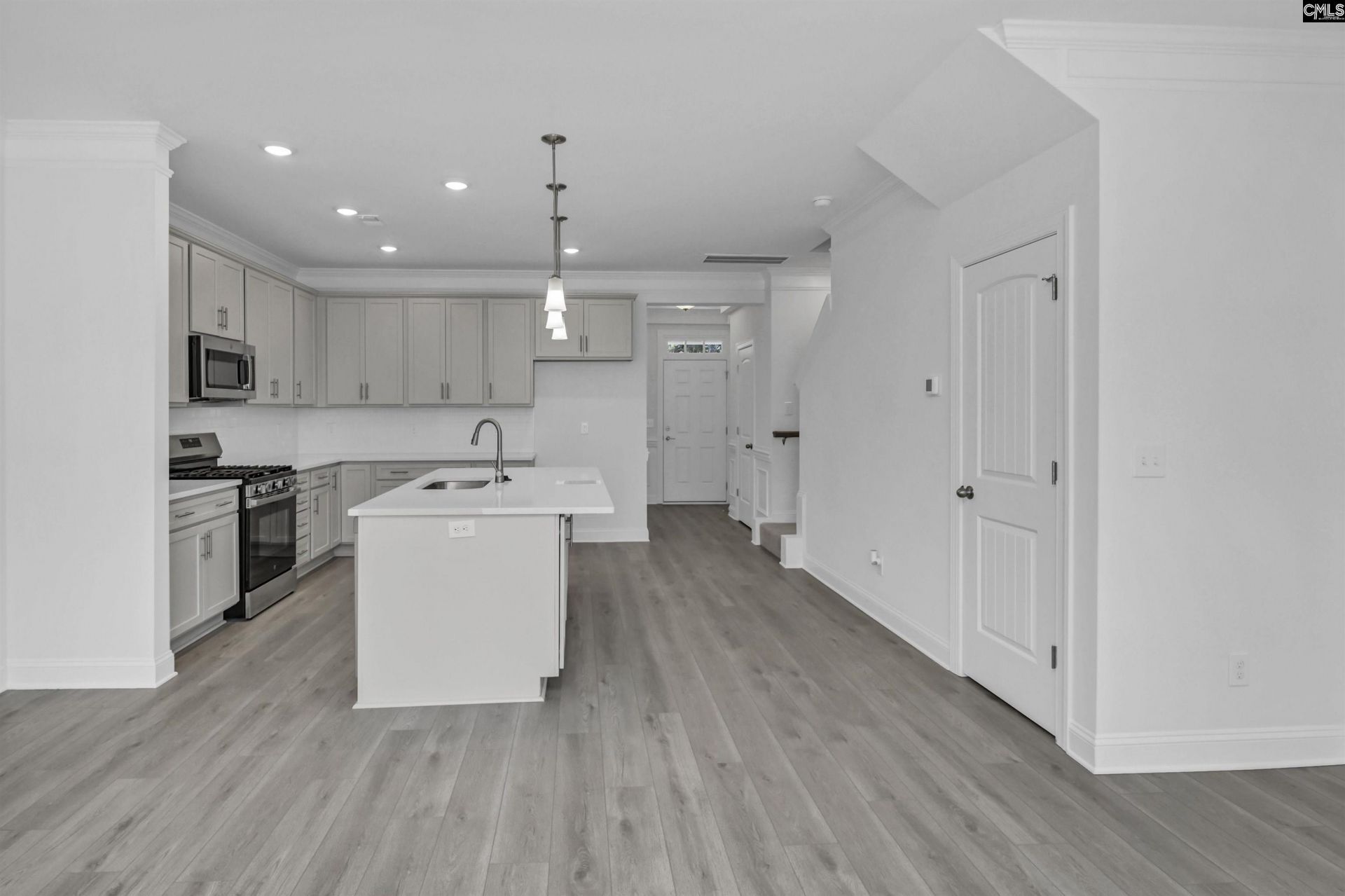 511 Adelaide Court Photo 19