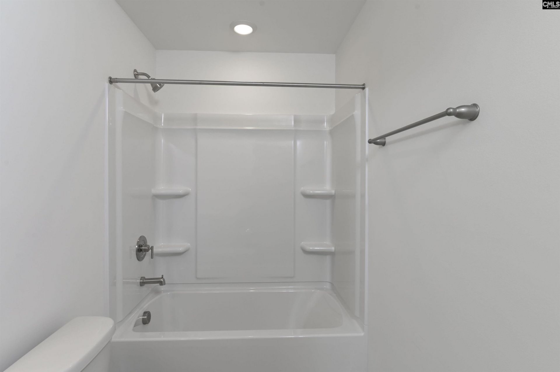 511 Adelaide Court Photo 36