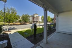 511 Adelaide Court photo 4