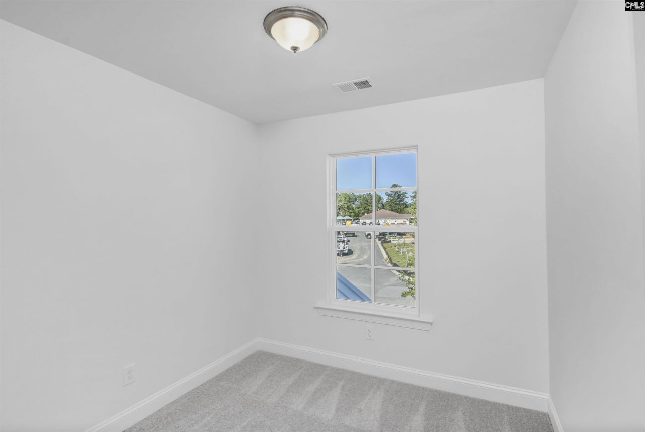 513 Adelaide Court Photo 18