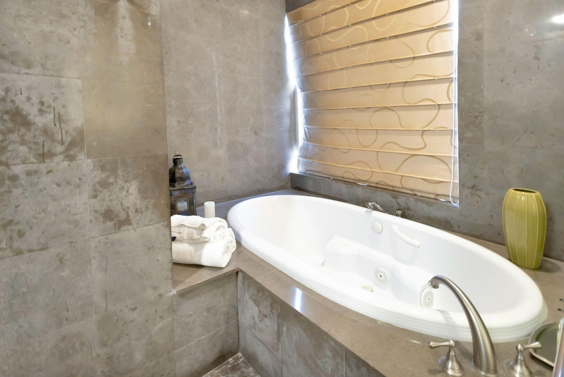 3800 N Ocean Drive, Unit 505, Singer Island, FL 33404 Photo