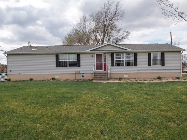 304 W Weston Drive, Hamilton, IA 50116