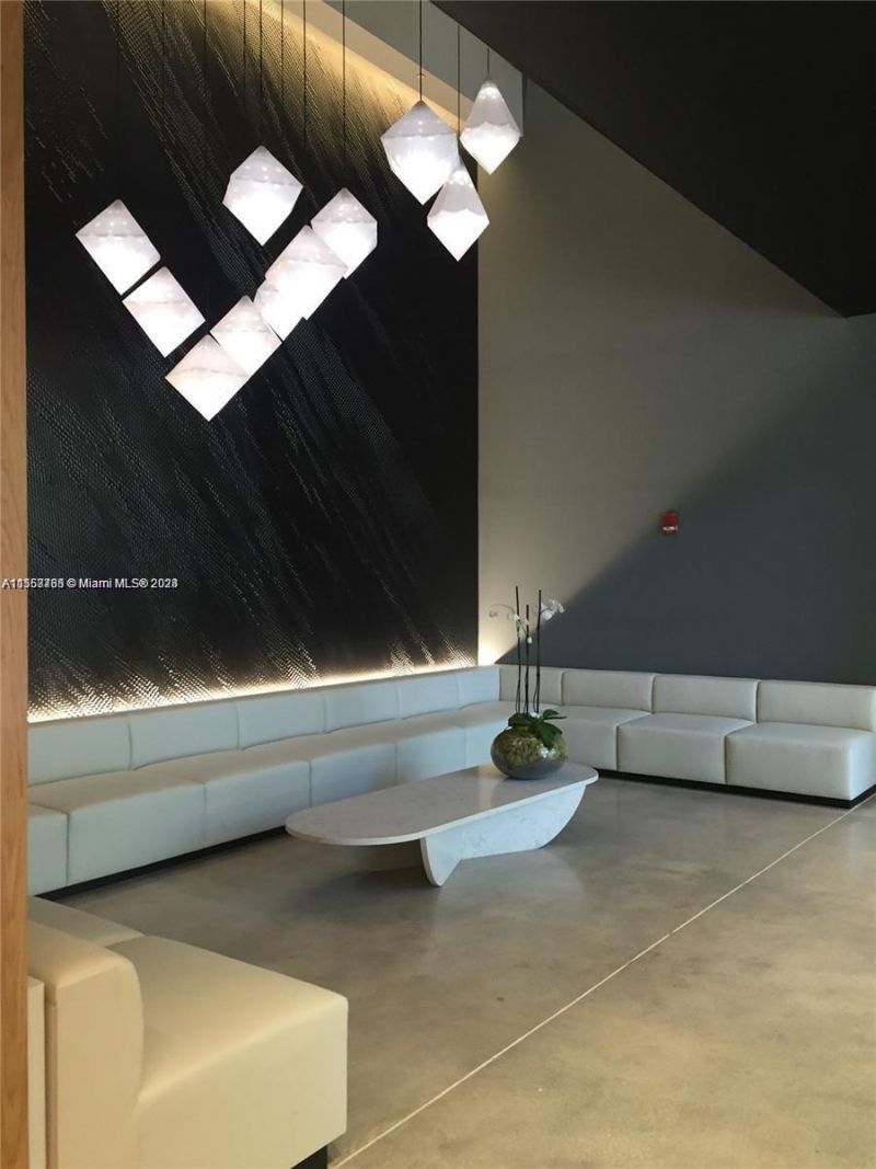 151 SE 1st St, Unit 1505, Miami, FL 33131 Photo