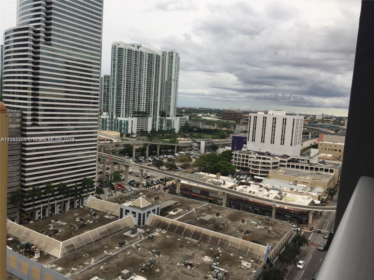 151 SE 1st St, Unit 1505, Miami, FL 33131 Photo