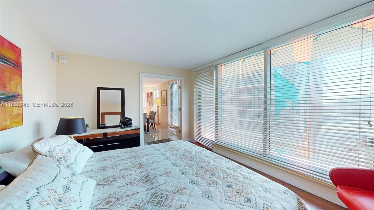 1912 S Ocean Dr, Unit 12C, Hallandale Beach, FL 33009 Photo